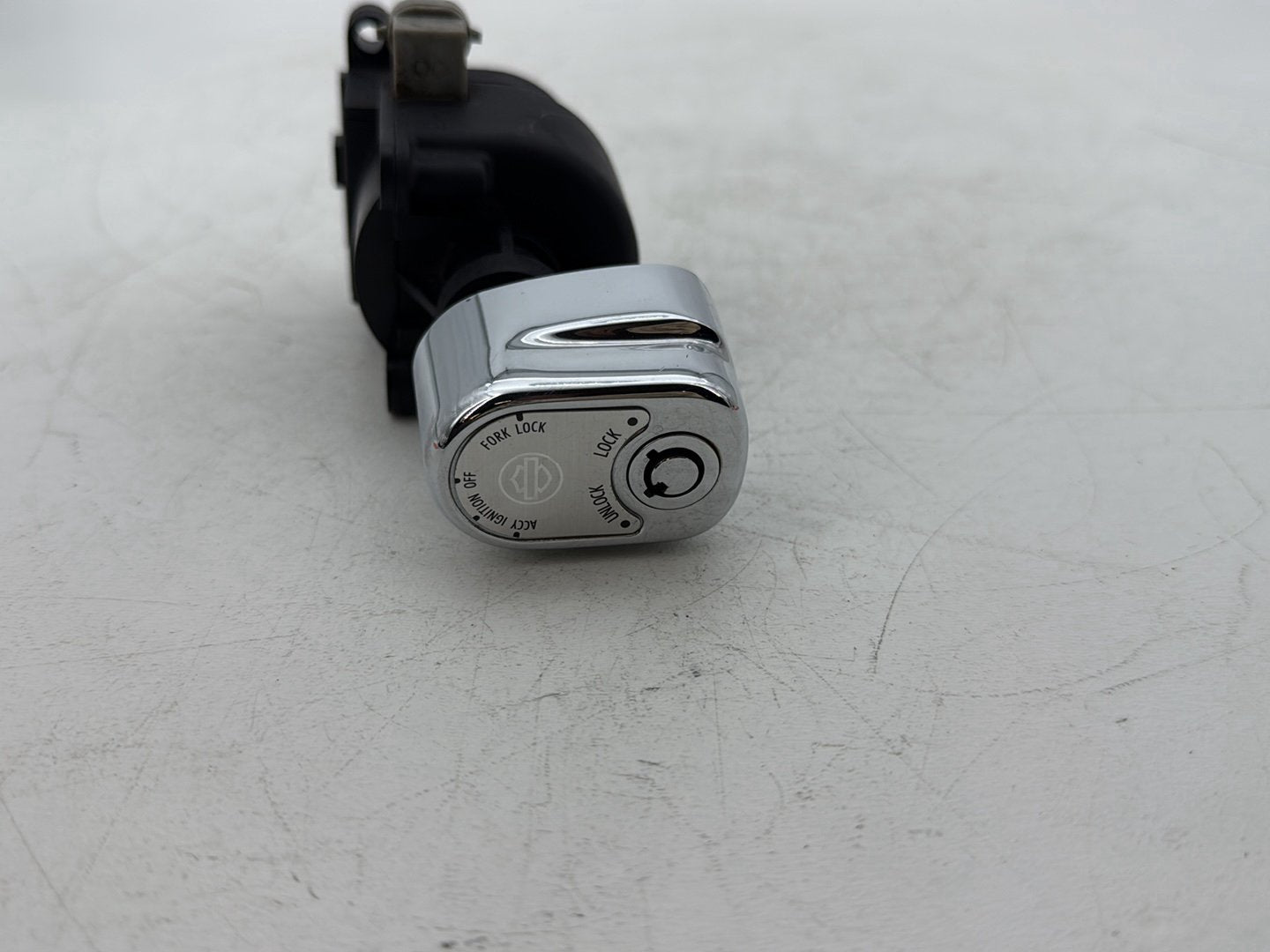 14 Harley Street Glide Touring OEM Ignition Switch Cylinder Barrel Lockset NOKey