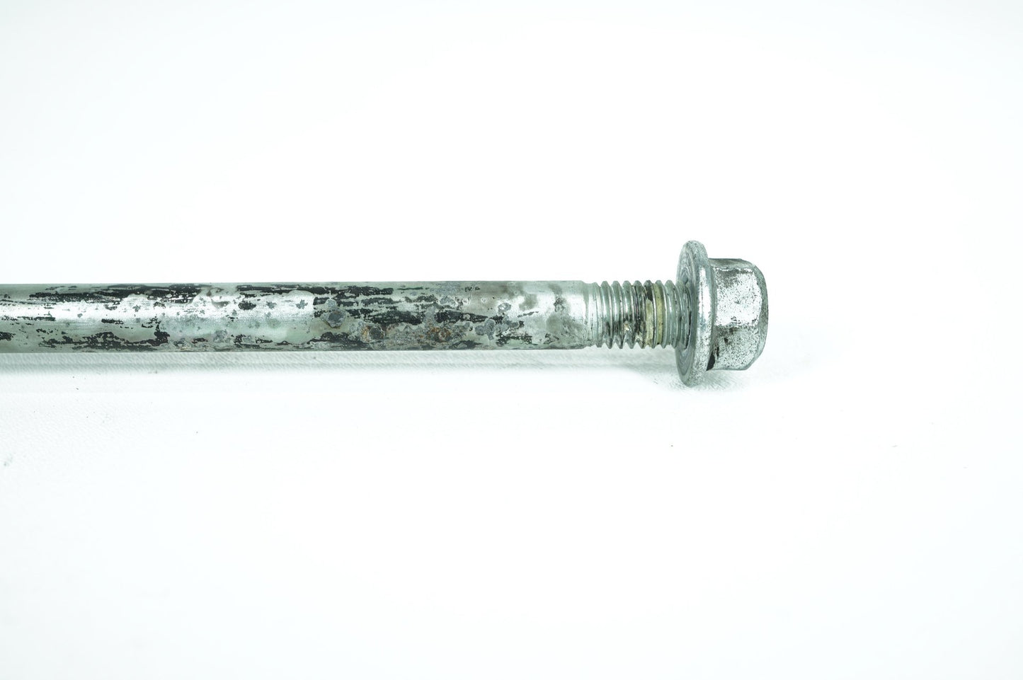 2007 - 2011 Harley-Davidson Softail Heritage Classic Rear Fork Swingarm Pivot Bolt Shaft 47610-08