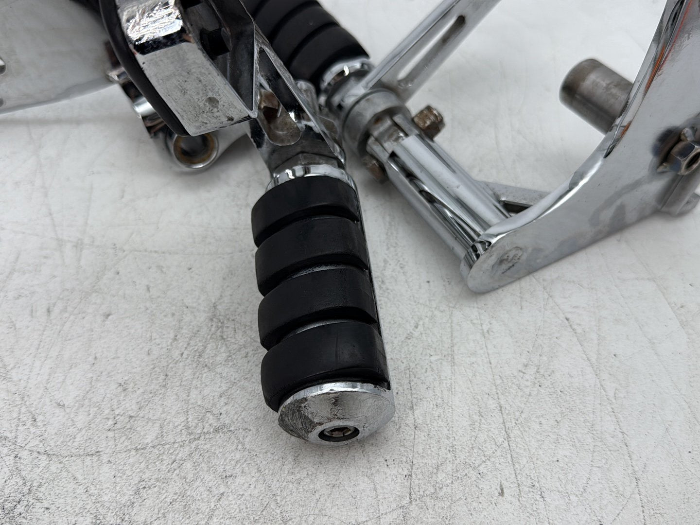 1998 Harley Softail Custom FXSTC OEM Left Driver Foot Controls Peg Rest
