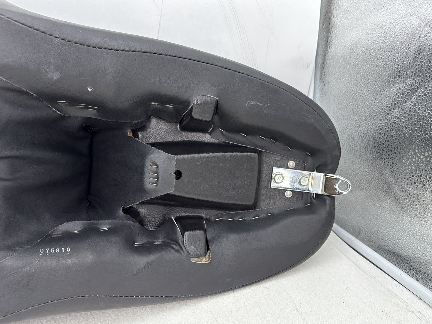 2007 Harley Electra Glide Touring Ultra OEM Passenger Rider Driver Seat Saddle
