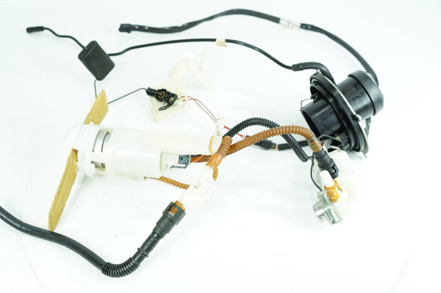 2007 - 2012 Harley-Davidson Touring Electra Glide Ultra Fuel Pump Gas Gasoline Petrol Sending 62908-08