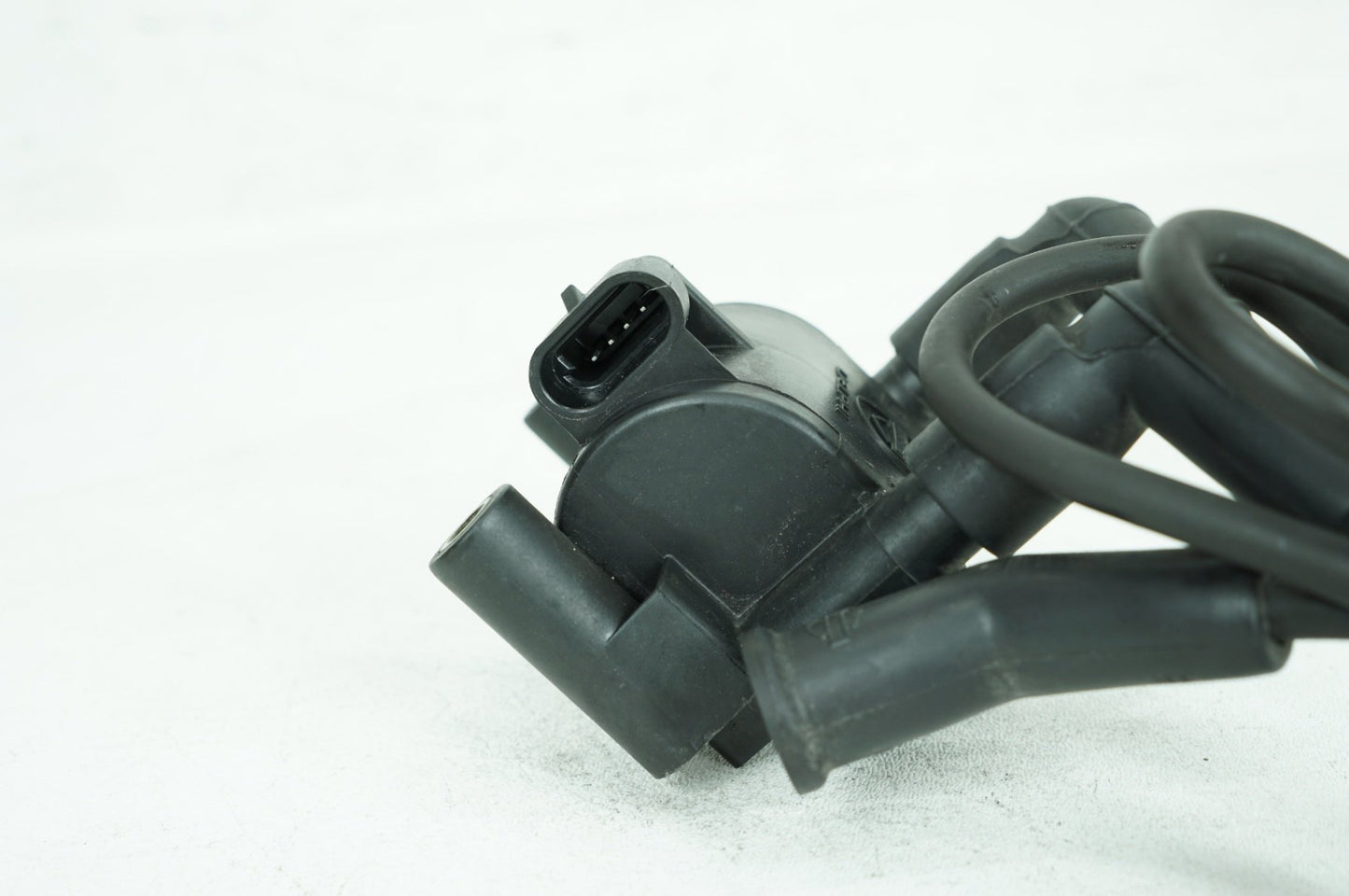 2007 - 2012 Harley-Davidson Touring Electra Glide Classic Ignition Coil Spark Plugs Cable 31696-07A