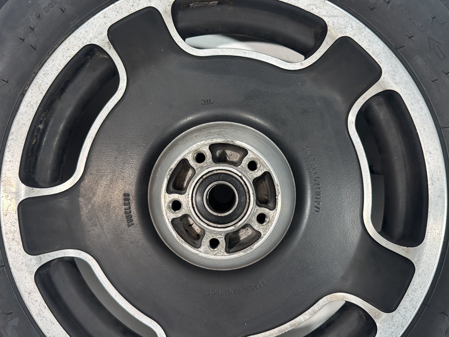 2007 Harley Street Glide Touring FLHX OEM Rear Wheel Rim Tire 130/90-16 M/C 67H