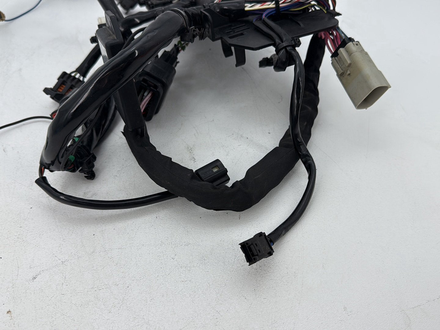 2014 Harley Electra Glide Touring CVO Screamin Eagle OEM Front Sub Wiring Harness Loom Interconnect