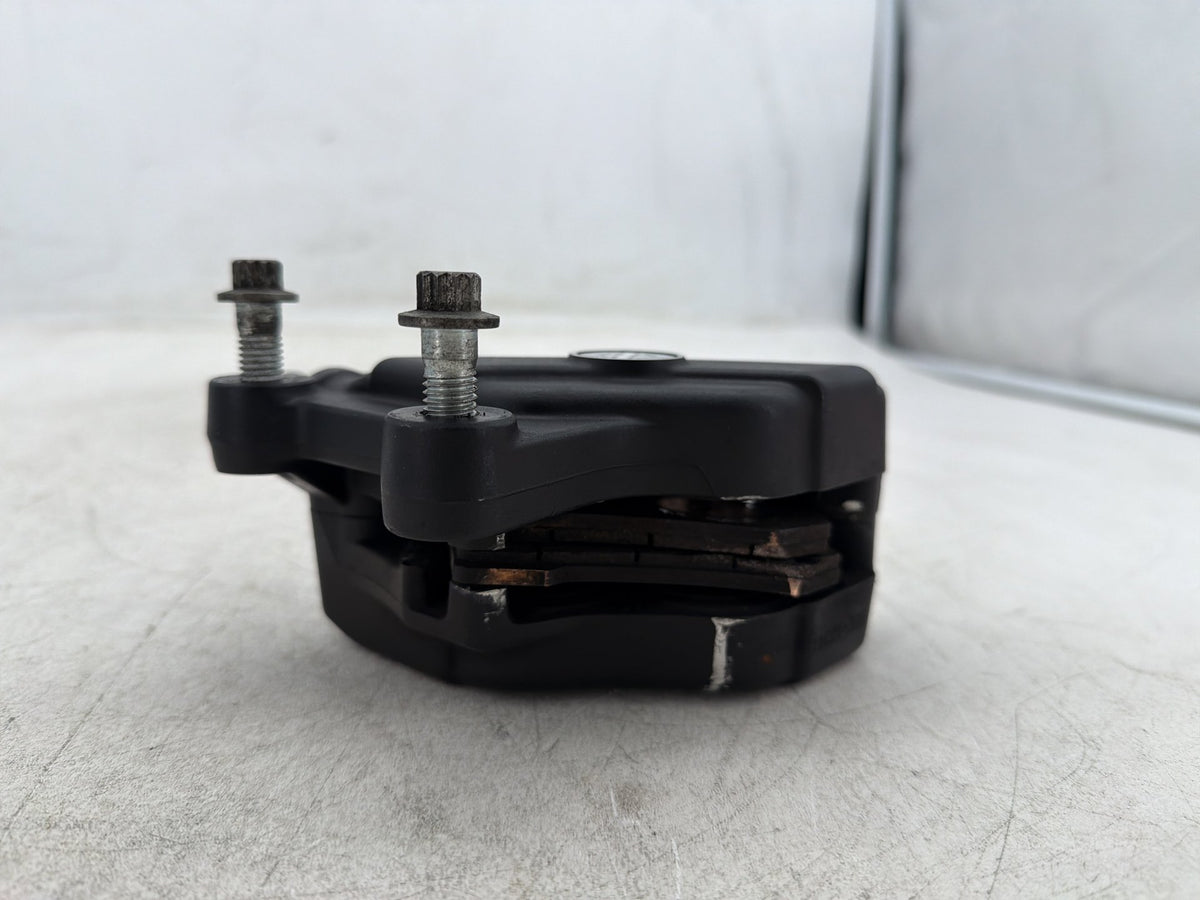 2011 Harley Electra Glide Touring Ultra OEM Front Left 1 Brake Caliper