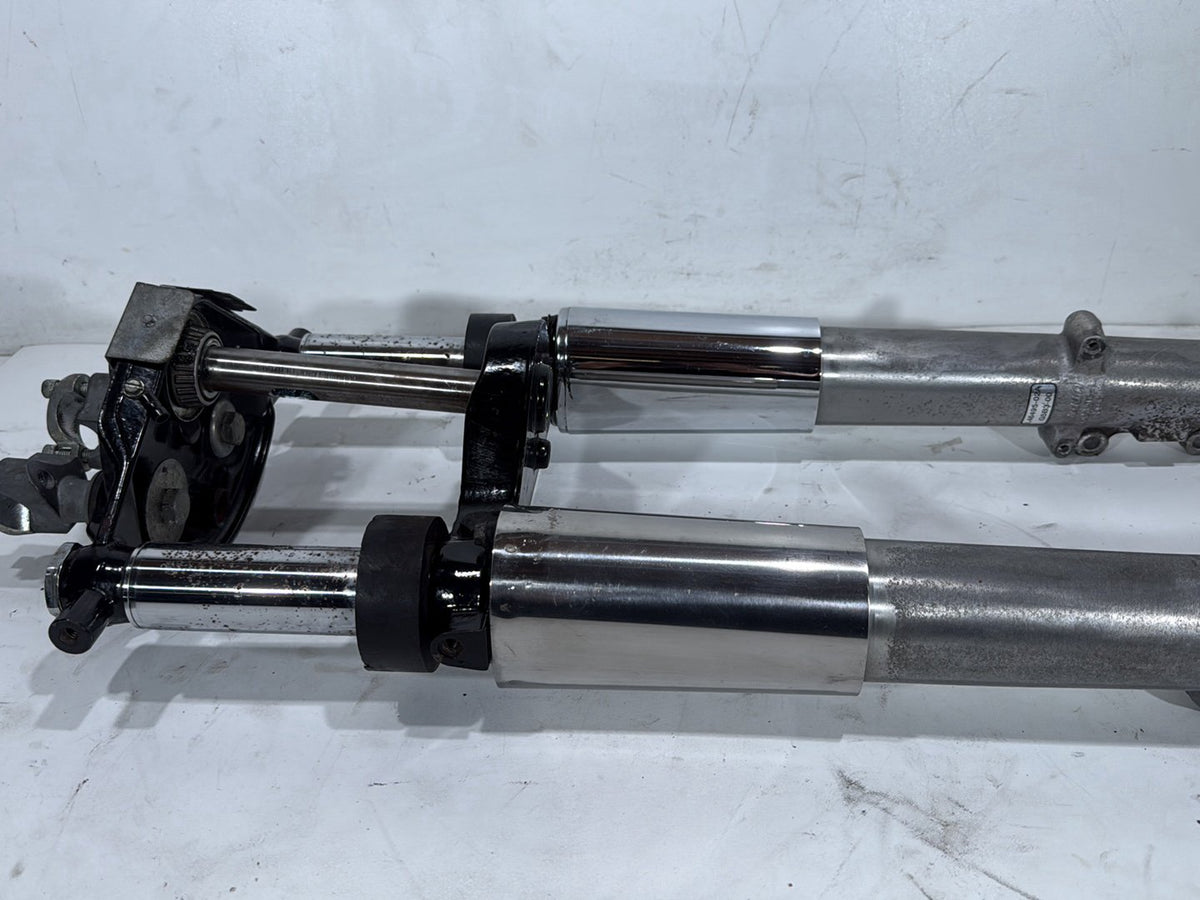 05 Harley Electra Touring Ultra Front Triple Tree Set & LH RH Fork Legs Sliders