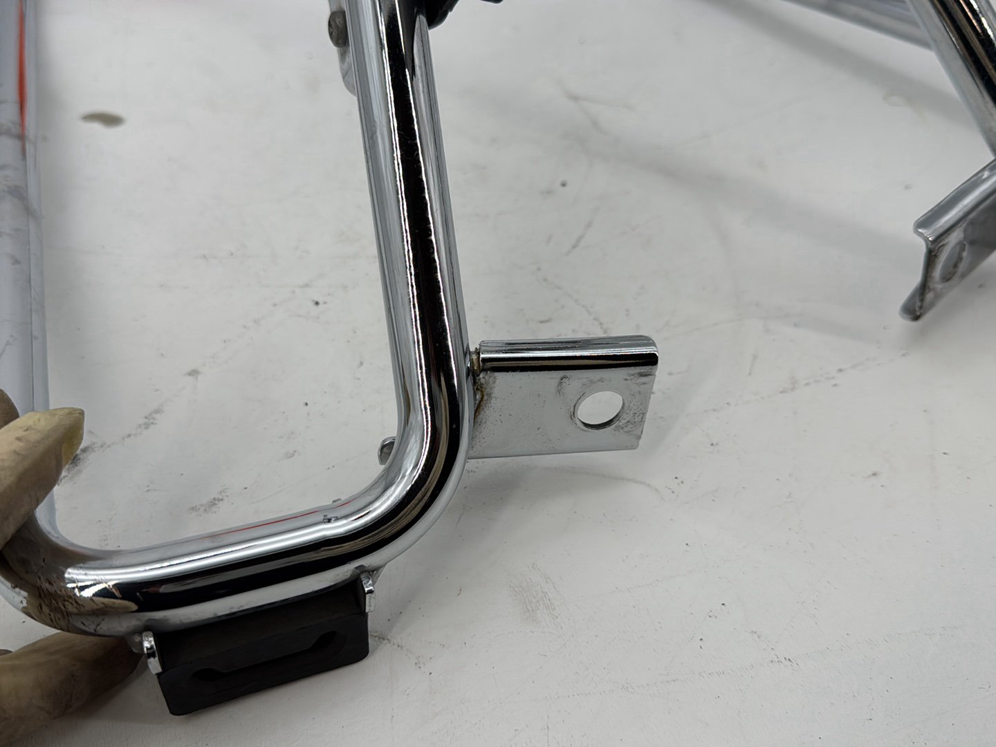 2007 - 2012 Harley-Davidson Touring Road Glide Rear Left Right Saddlebag Guard Rails Bar 	49206-09