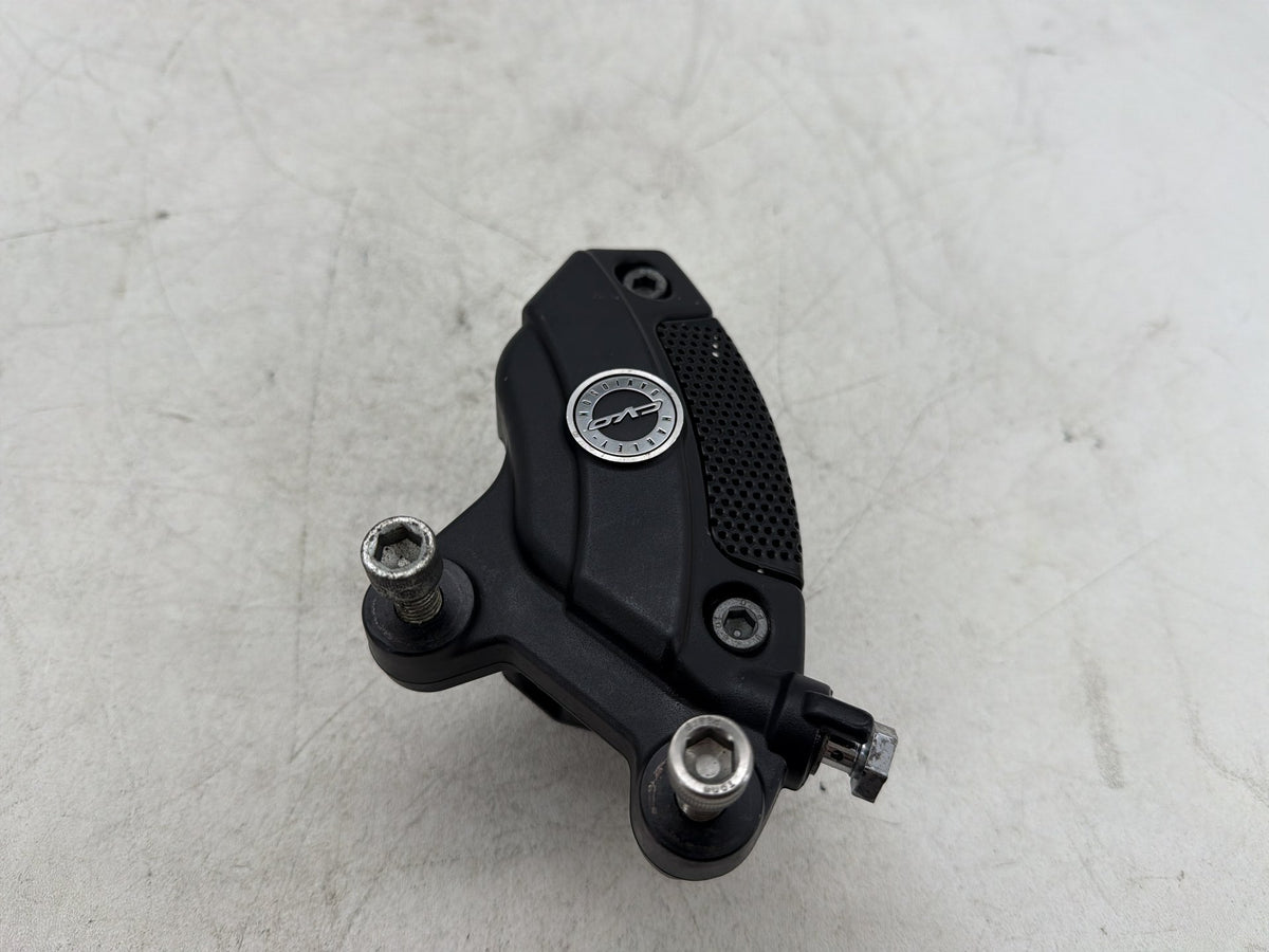 2004 Harley Electra Glide CVO Screamin Eagle OEM Front Right 1 Brake Caliper
