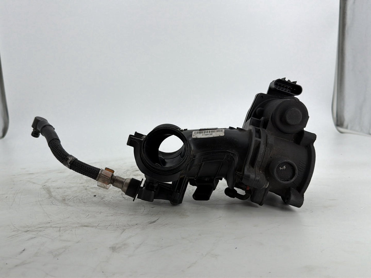 2019 Harley Touring FLHT Electra Glide OEM Engine Intake Manifold Throttle Body