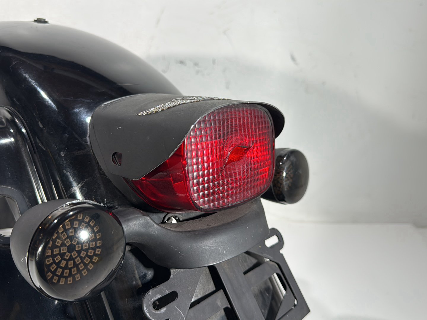 2007 Harley Street Glide Touring FLHX OEM Rear Wheel Fender & Turn Signals Bar