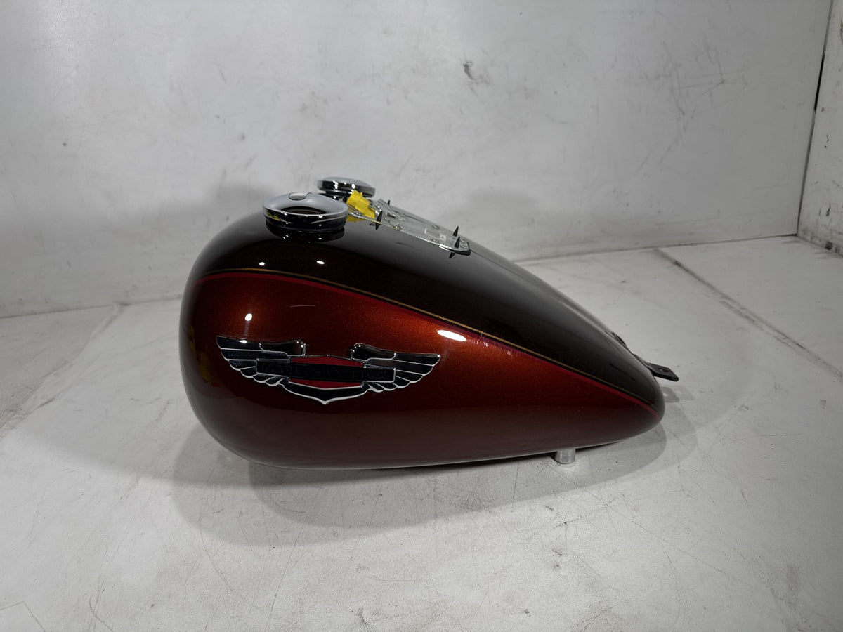 2011 Harley Softail Deluxe OEM Fuel Gas Tank Gasoline Reservoir w/ Pump Sending