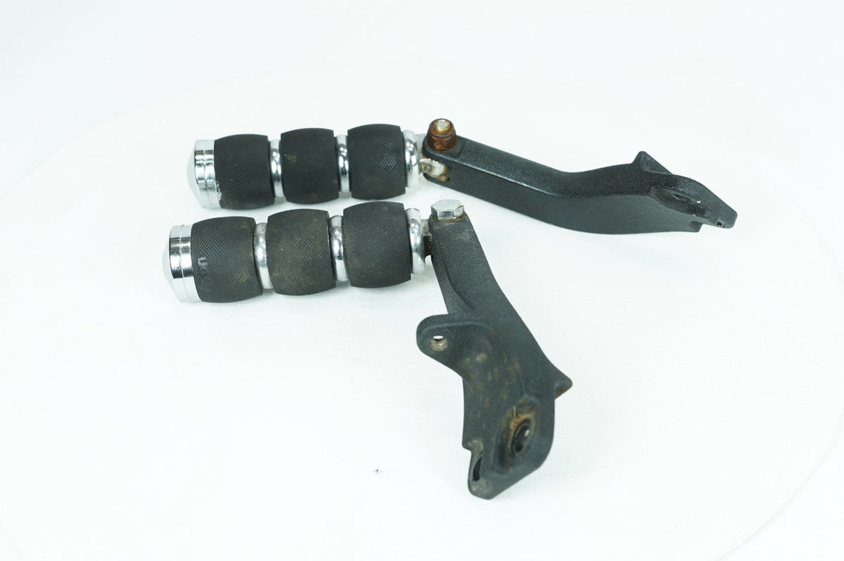 2009 Harley Dyna FXDC Super Glide Custom OEM Passenger Left & Right Foot Pegs