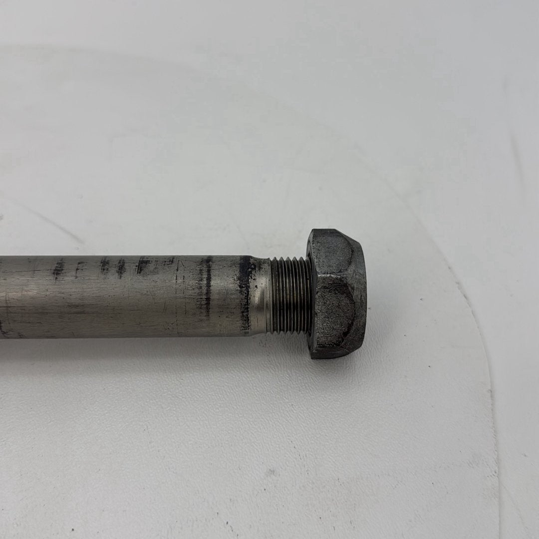 2007 - 2012 Harley-Davidson Dyna Super Glide Rear Wheel Axle Bolt Shaft  	41114-08