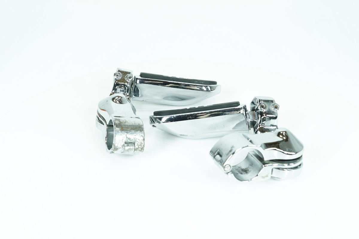 2009 Harley Touring FLHX Street Glide OEM Front Right Left Highway Foot Pegs