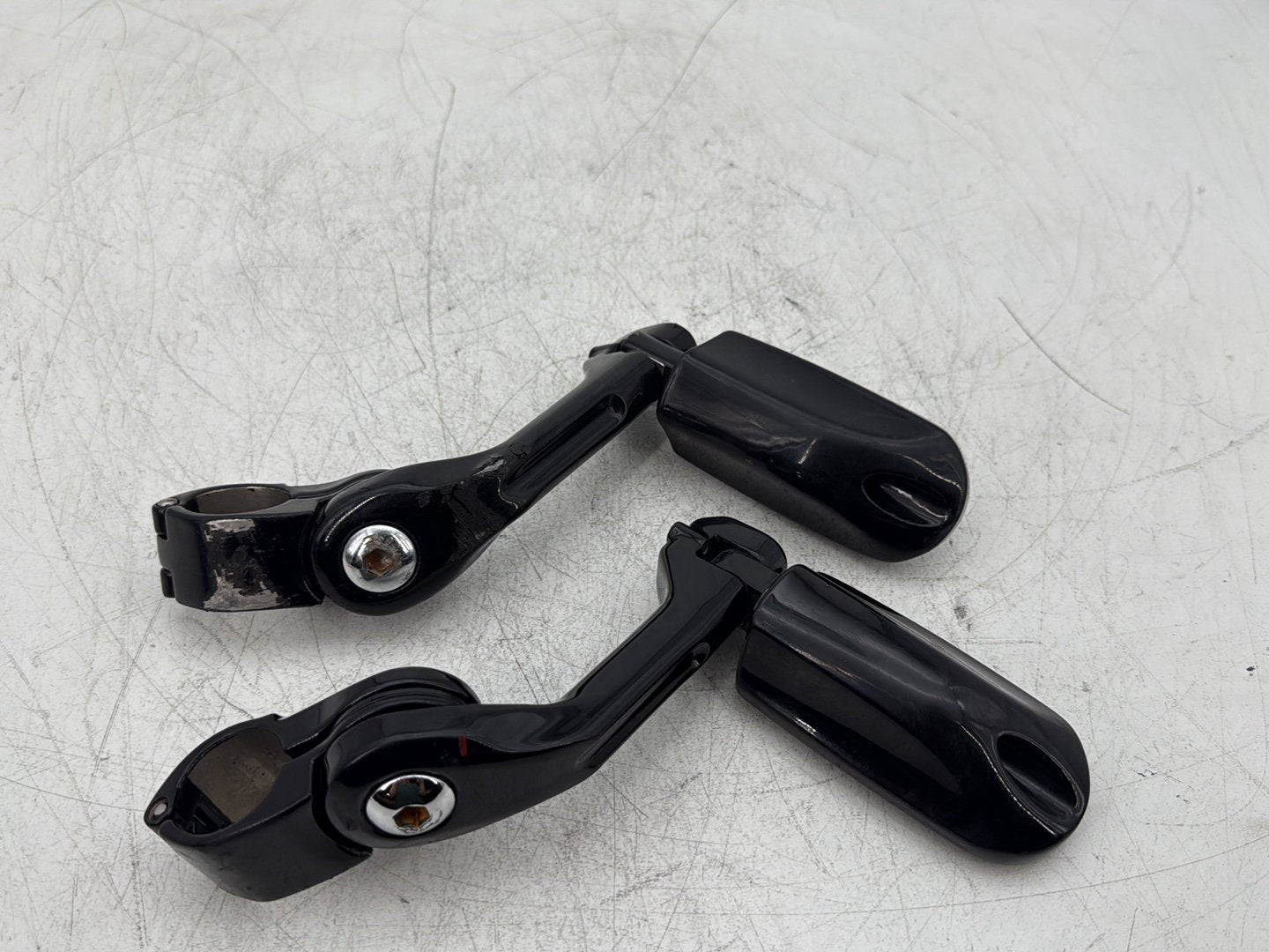 2012 Harley Road Glide Touring FLTRX Custom OEM Front Right Left Highway Foot Pegs