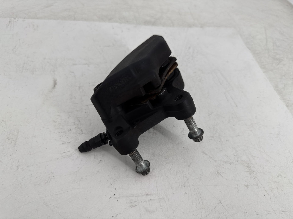 2013 Harley Street Glide Touring FLHX OEM Front Right 1 Brake Caliper