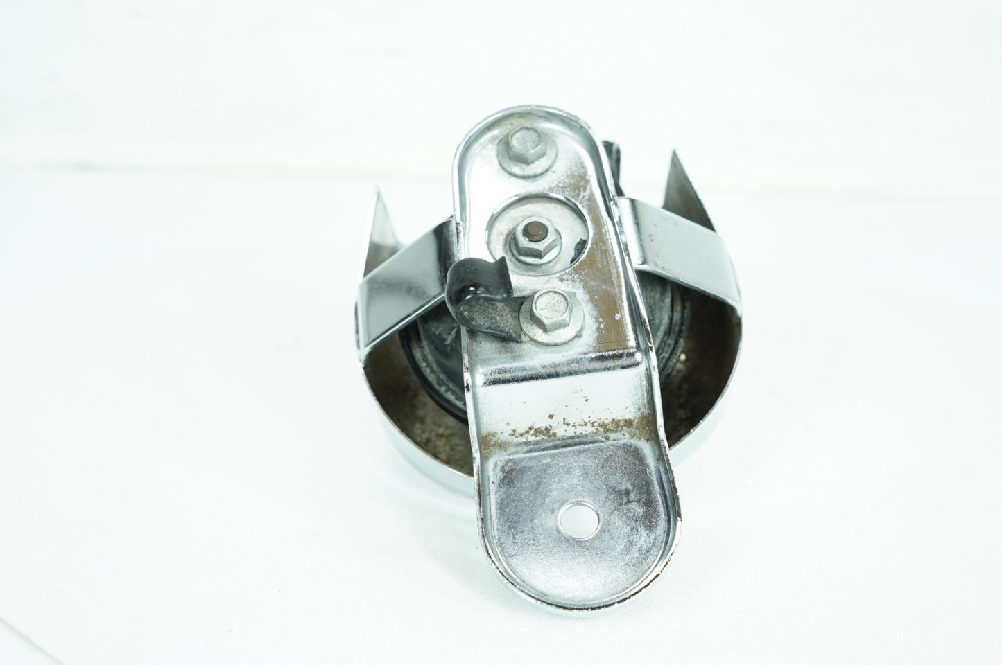 2008 - 2016 Harley-Davidson Touring Electra Police Horn Signal Klaxon Chrome Cover 69012-93A