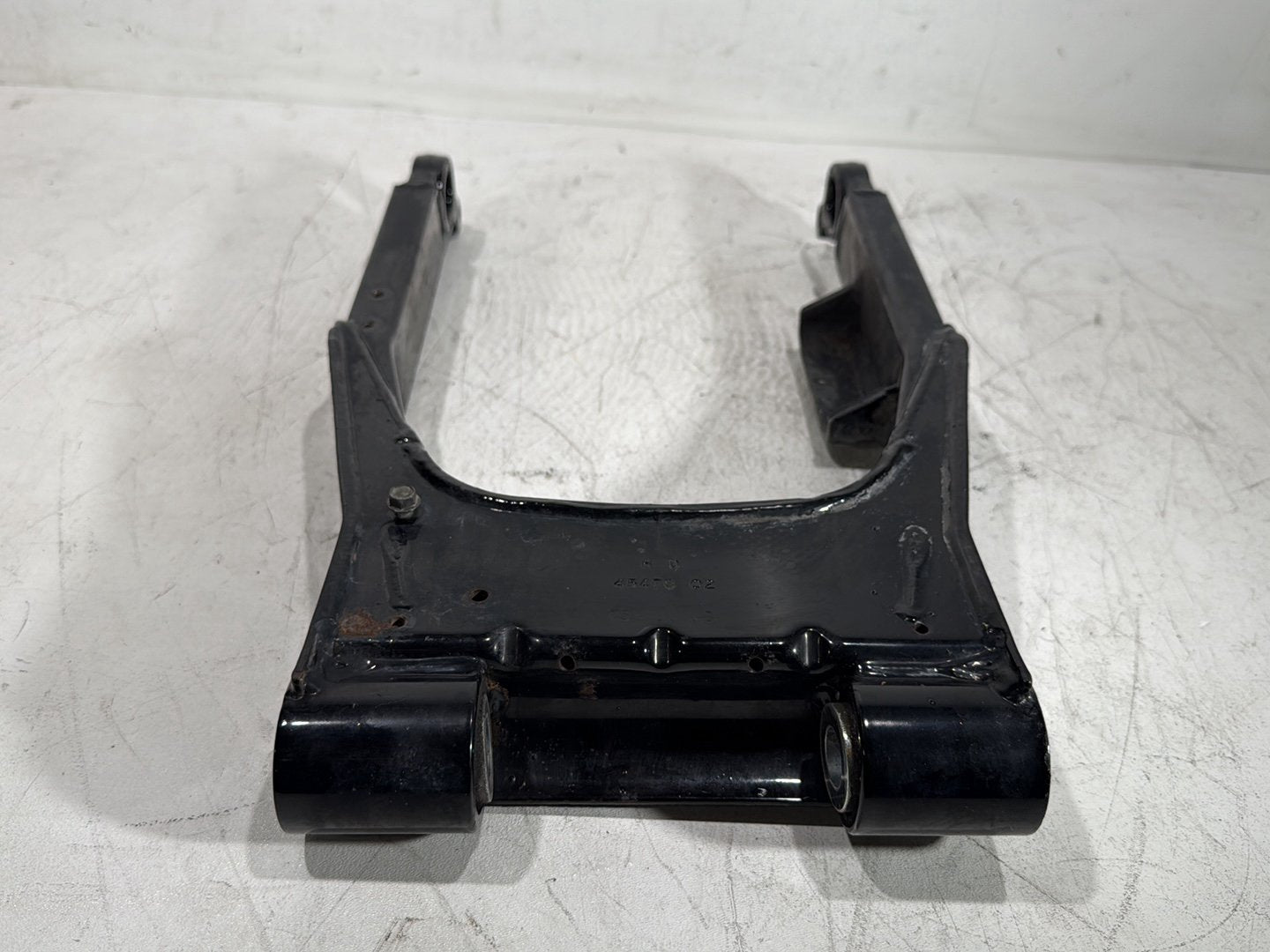 2006 Harley Touring FLHTCI Electra Glide Classic OEM Rear Fork Swingarm Swing Arm