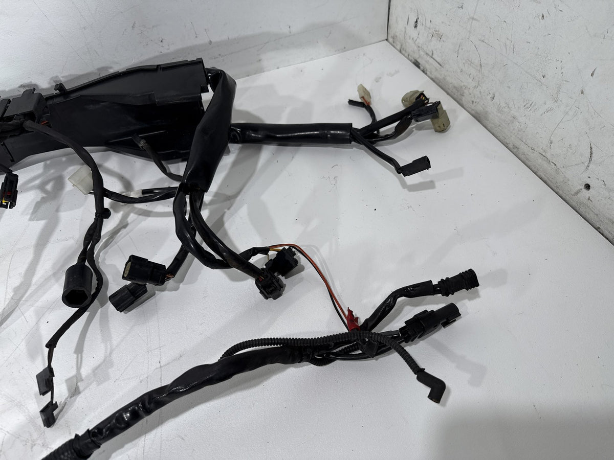 2011 Harley Road King Touring FLHR OEM Main Wire Wiring Harness Loom NON-abs