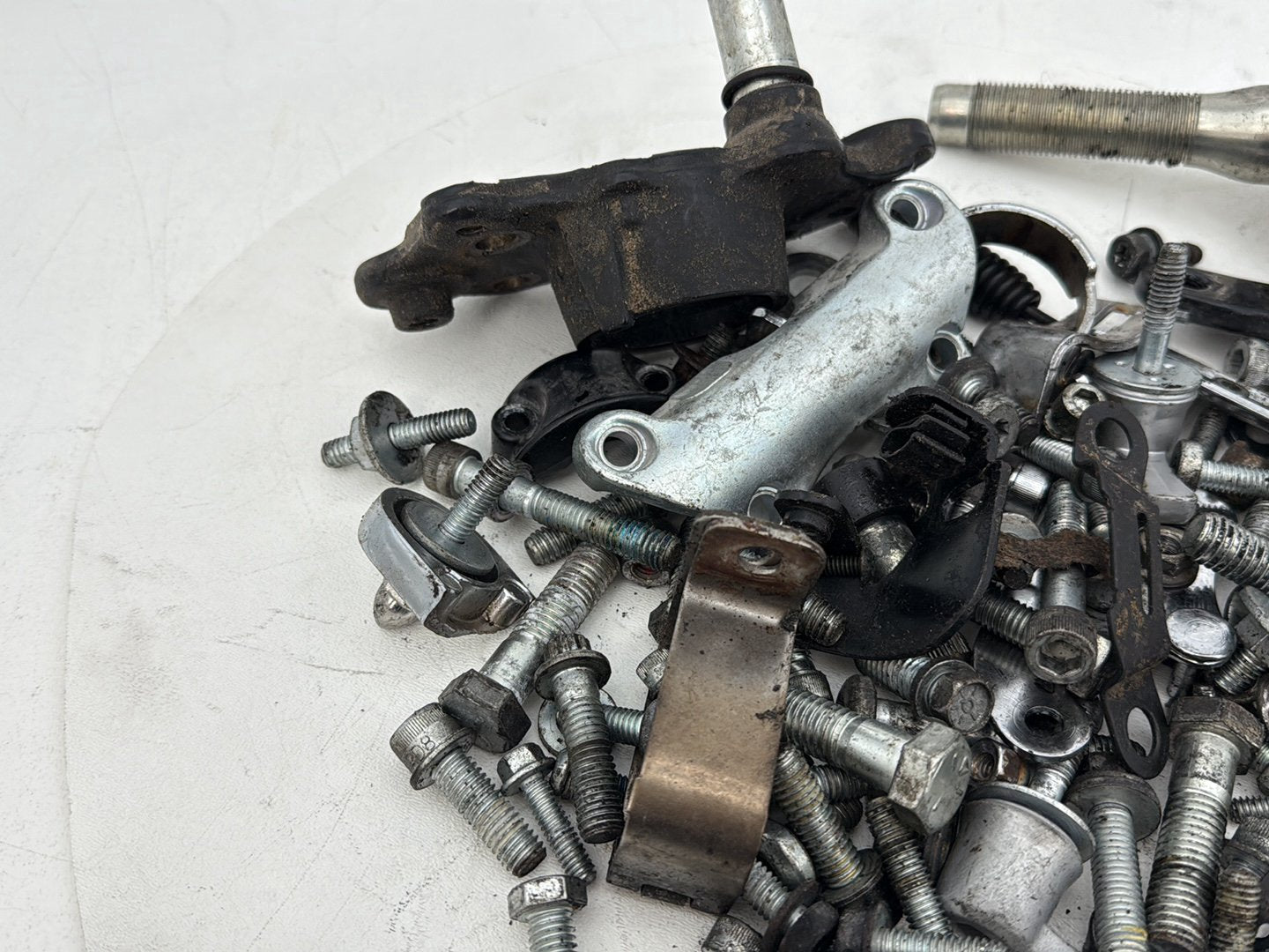 2019 - 2023 Harley-Davidson Touring Street Glide Hardware Bolts Nuts & Brackets 45700020A