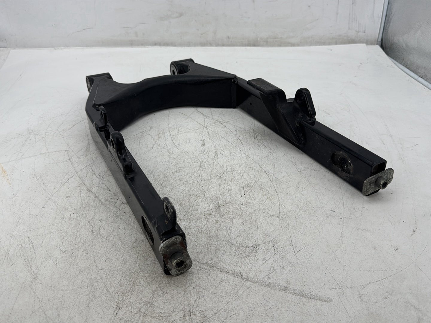 2003 Harley Dyna Wide Glide FXDWG OEM Rear Fork Swingarm Swing Arm