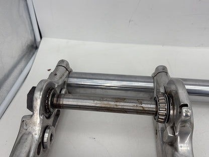2007 - 2012 Harley-Davidson Dyna Super Glide Front Triple Tree Set & LH RH Fork Legs Sliders 45867-08