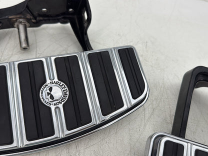 2000 Harley Softail FLSTC Heritage Classic OEM Left Right Driver Floorboard Foot Rest