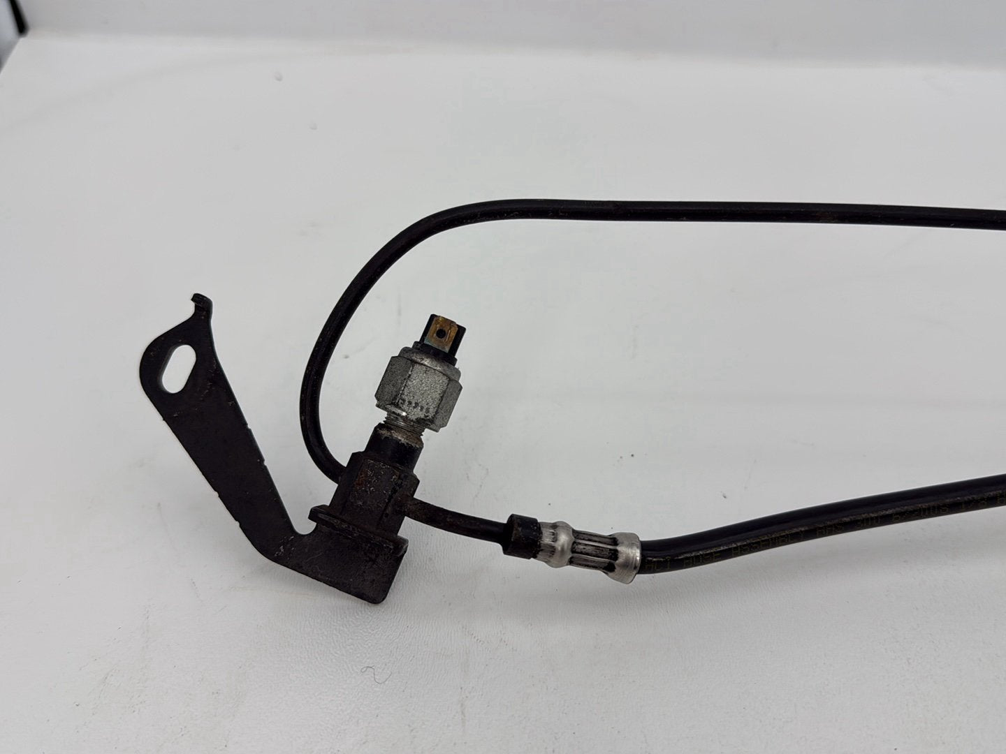 2007 - 2011 Harley-Davidson Touring Street Glide Rear Brake Hose Line Pipe ABS 40611-09