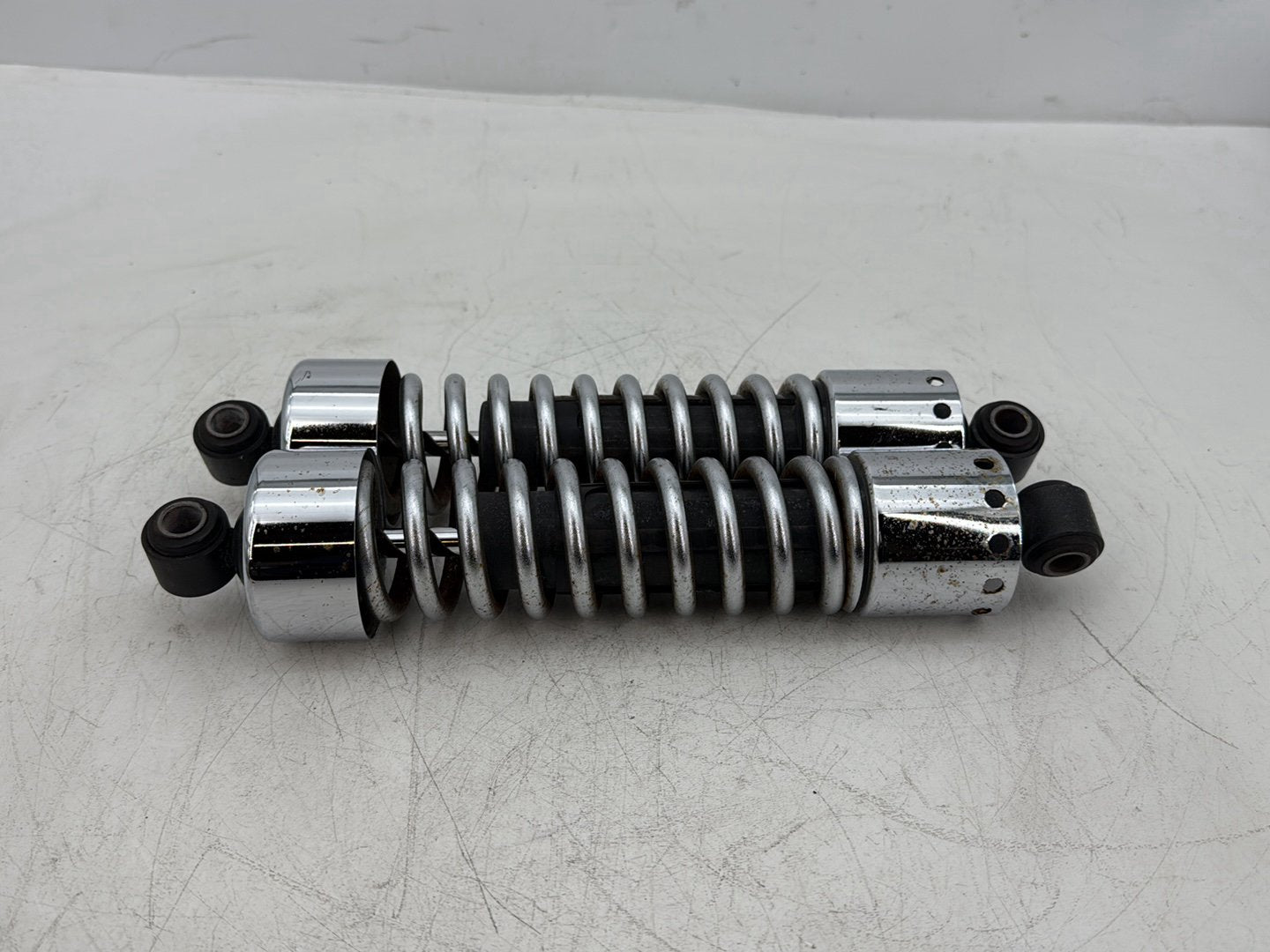 2005 Harley Dyna FXDWG Wide Glide OEM Rear Left Right Shock Absorbers