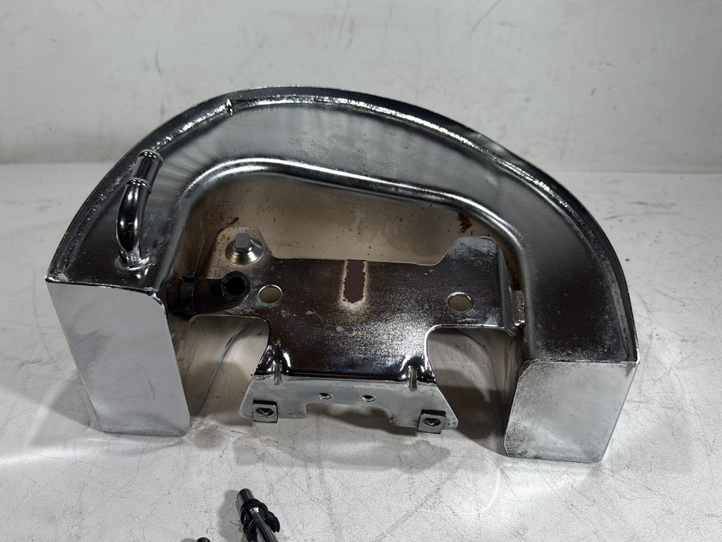 2011 Harley Heritage Softail Classic FLSTC OEM Oil Tank Reservoir Bottle Canister & Dipstick