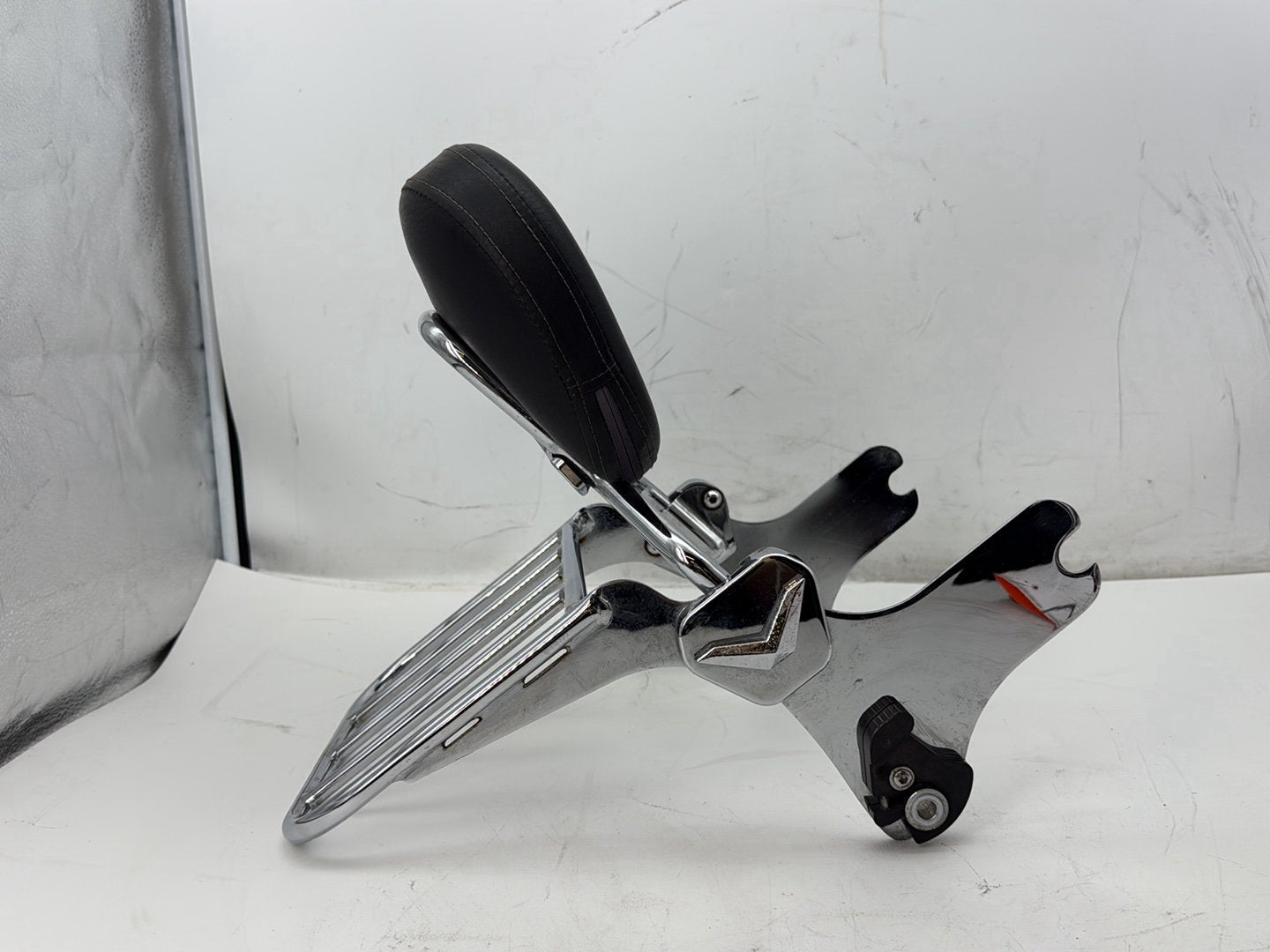 2008 Harley Road King Touring FLHR OEM Rear Sissy Bar w/ Backrest Cushion Pad