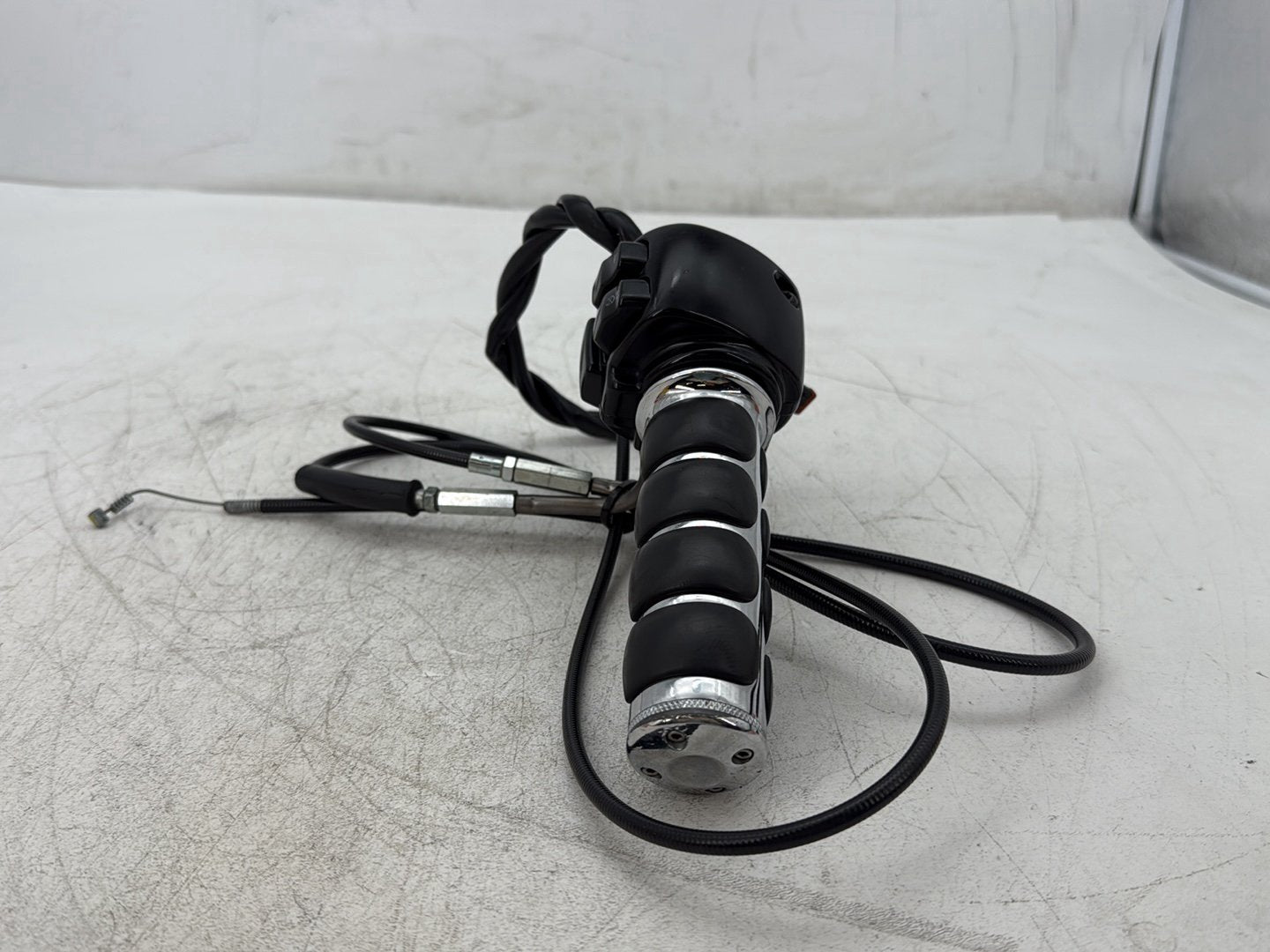 2013 Harley Heritage Softail Classic FLSTC OEM Right Engine Start Kill Switches Controls