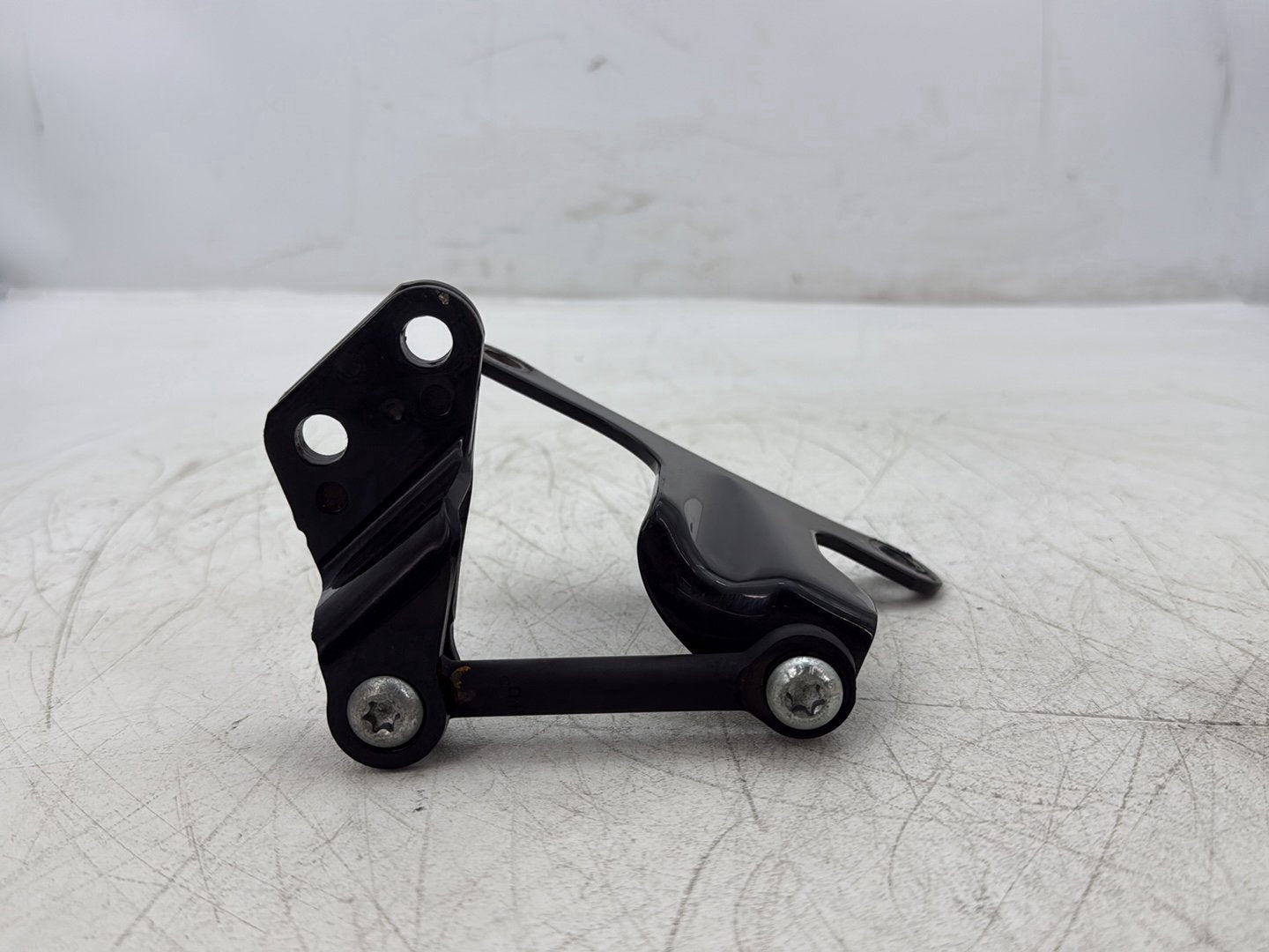 2006 Harley Sportster XL883L 883 Low OEM Mounting Bracket Holder Support Base