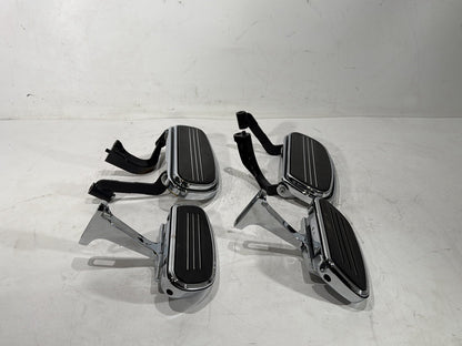 2010 Harley Street Glide Touring FLHX OEM Left Right Driver & Pass Floorboard Foot Rest