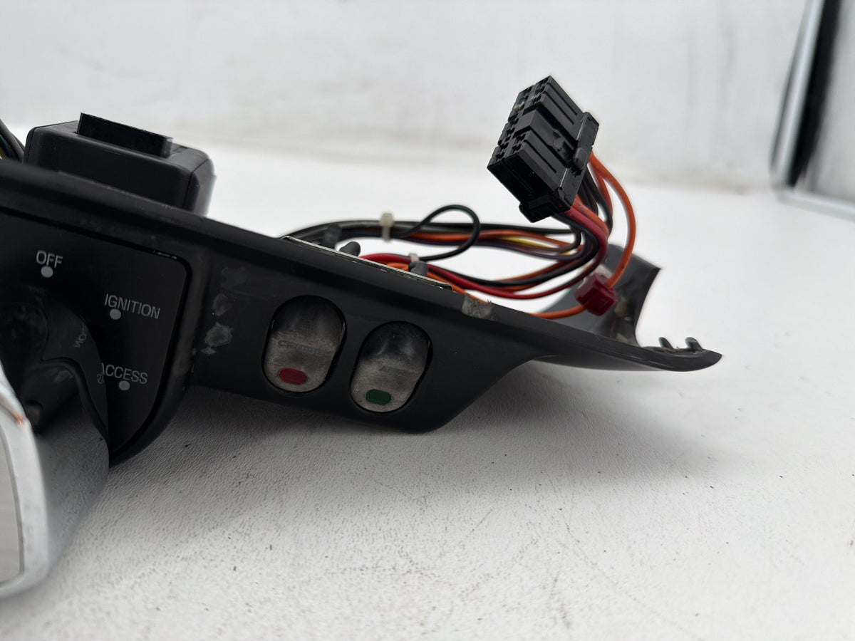 2011 Harley Electra Glide Touring OEM Dash Ignition Cap Switch Lockset NO Key