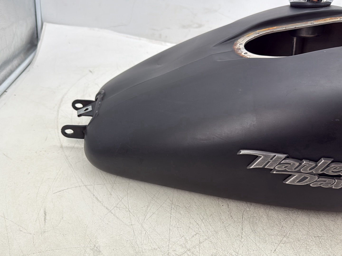 2007 Harley Dyna Street Bob FXDBI OEM Fuel Gas Tank Gasoline Reservoir