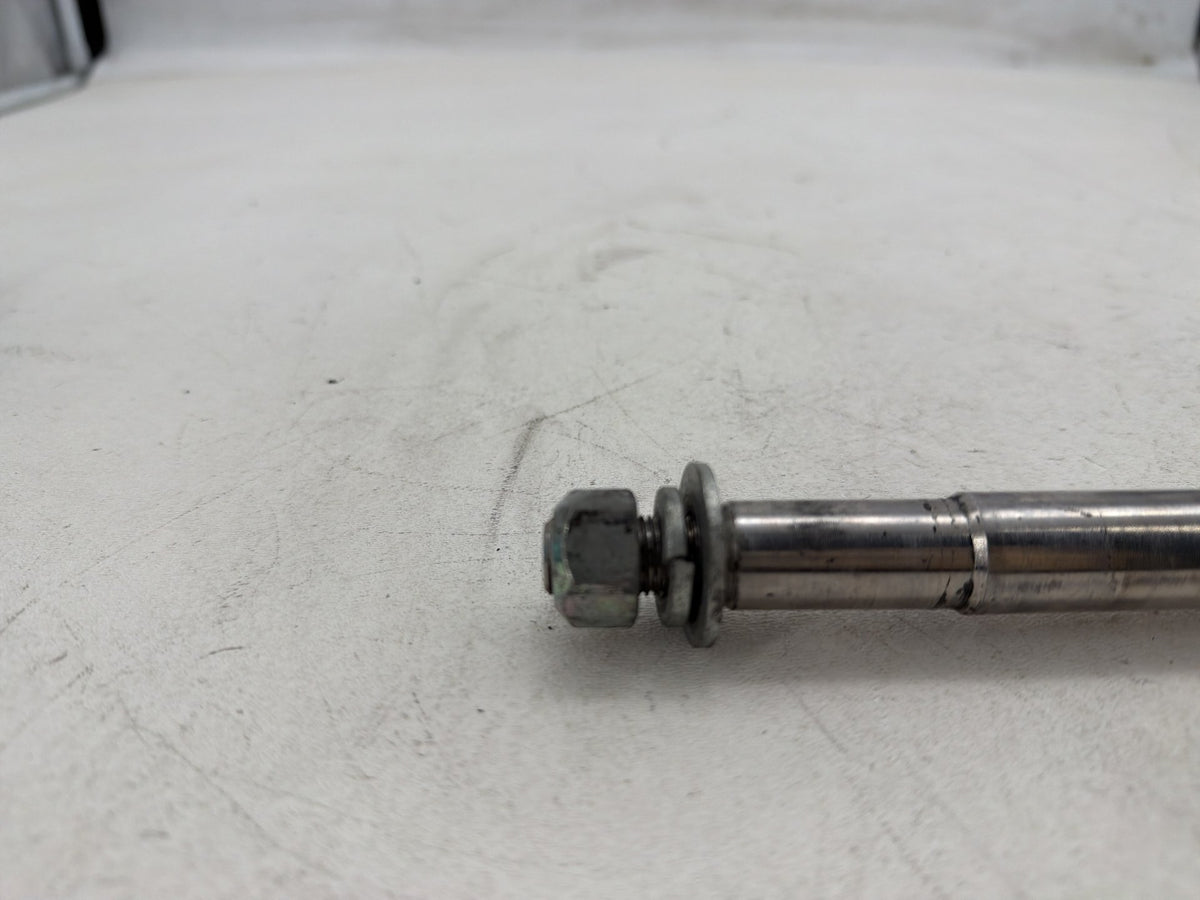 2005 Harley Dyna Wide Glide FXDWG OEM Front Wheel Axle Bolt Shaft