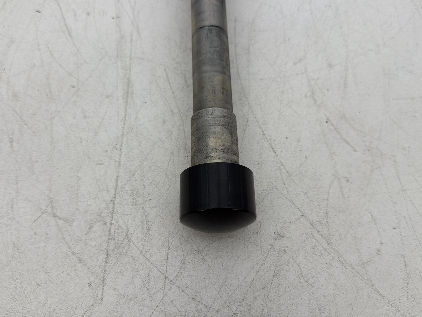 2013 Harley Forty-Eight Sportster 1200X OEM Front Wheel Axle Bolt Shaft