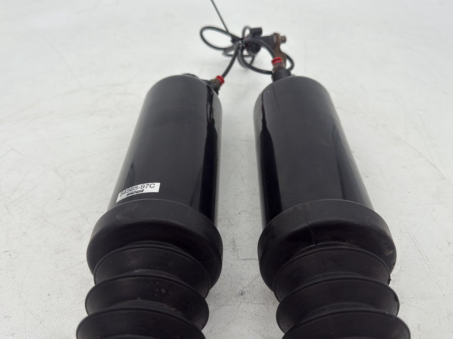 2007 - 2012 Harley-Davidson Touring Electra Glide Ultra Rear Left Right Shock Absorbers 54565-97C