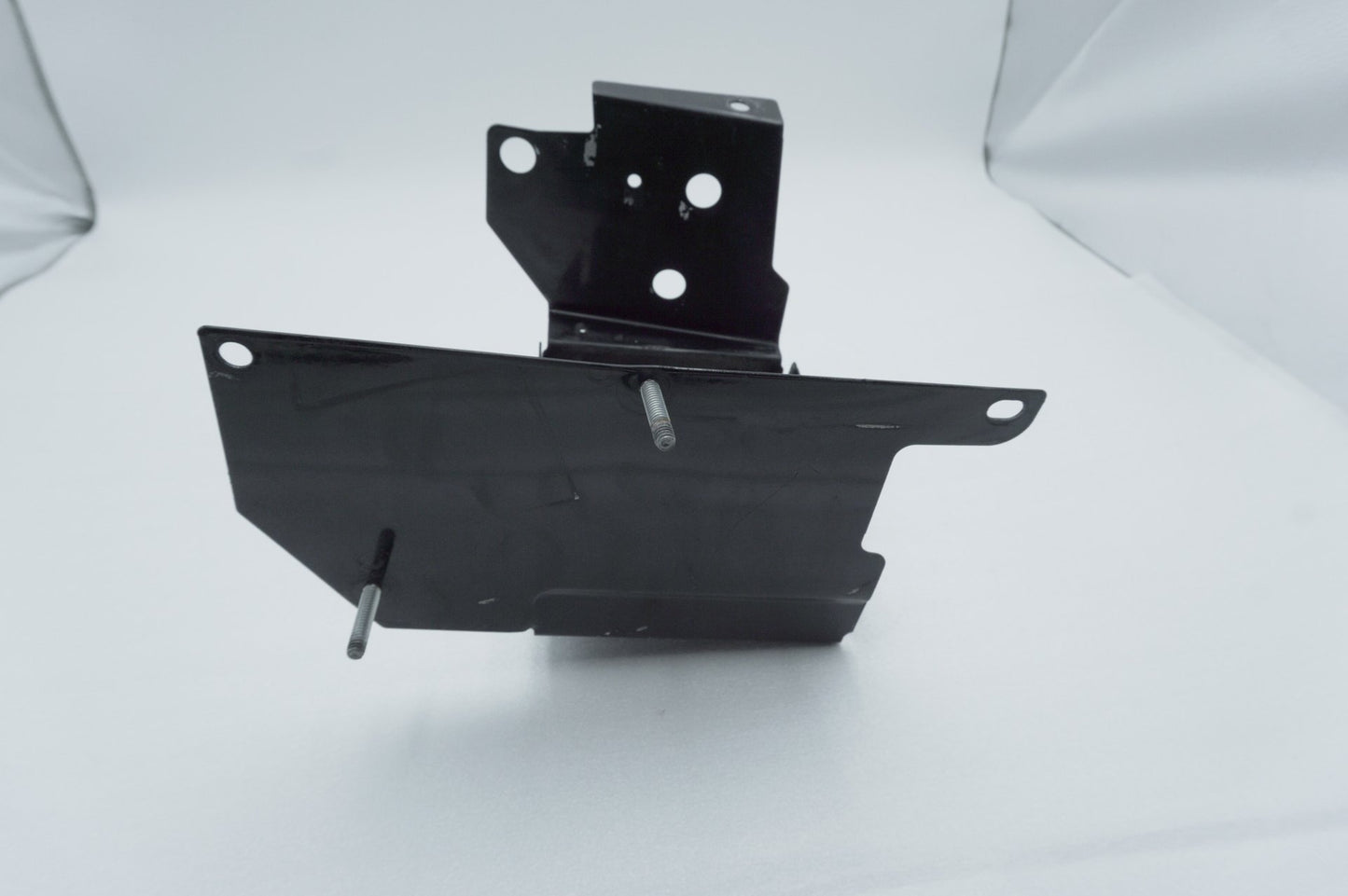 1999 - 2006 Harley-Davidson Touring Electra Glide Battery Tray Bracket Holder Carrier 66281-02A