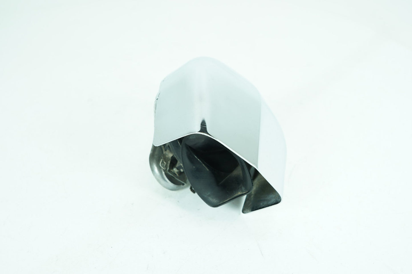 1999 - 2006 Harley-Davidson Softail Fat Boy Horn Signal Klaxon Chrome Cover 69012-93A