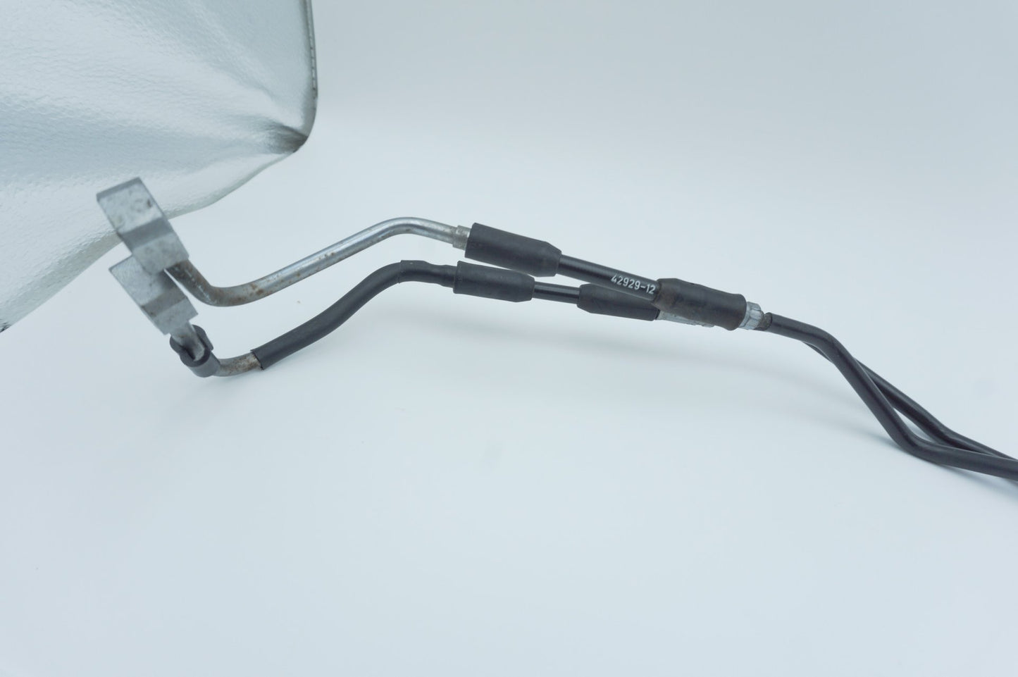 2008 - 2016 Harley-Davidson Dyna Wide Glide Front Brake Hose Line Pipe ABS 44233-12