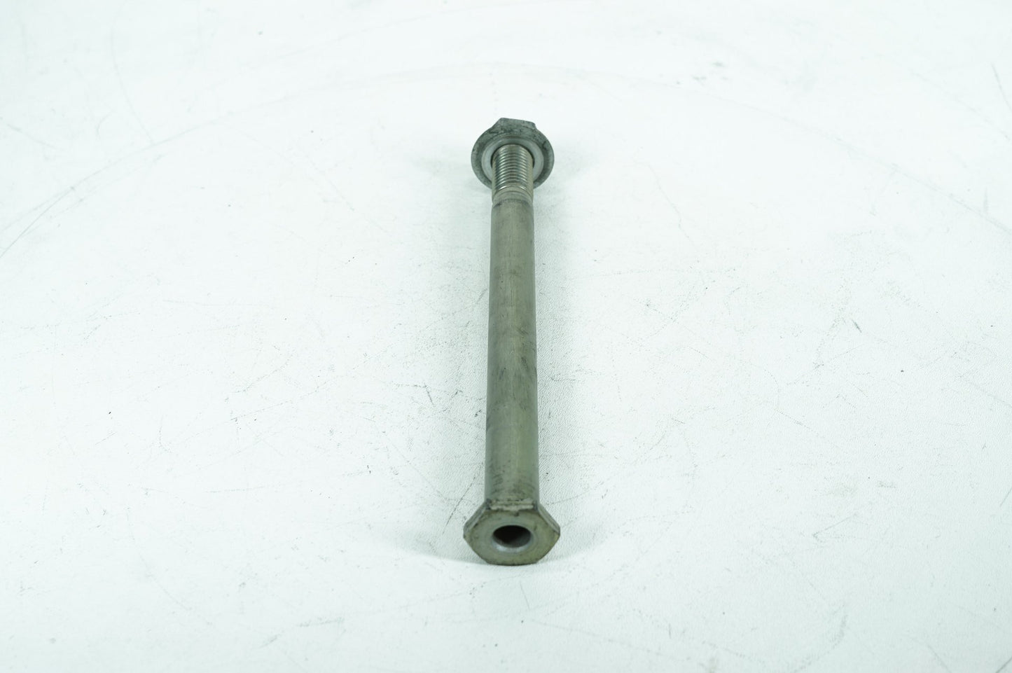 2007 - 2017 Harley-Davidson Dyna Super Glide Rear Fork Swingarm Pivot Bolt Shaft 47641-06