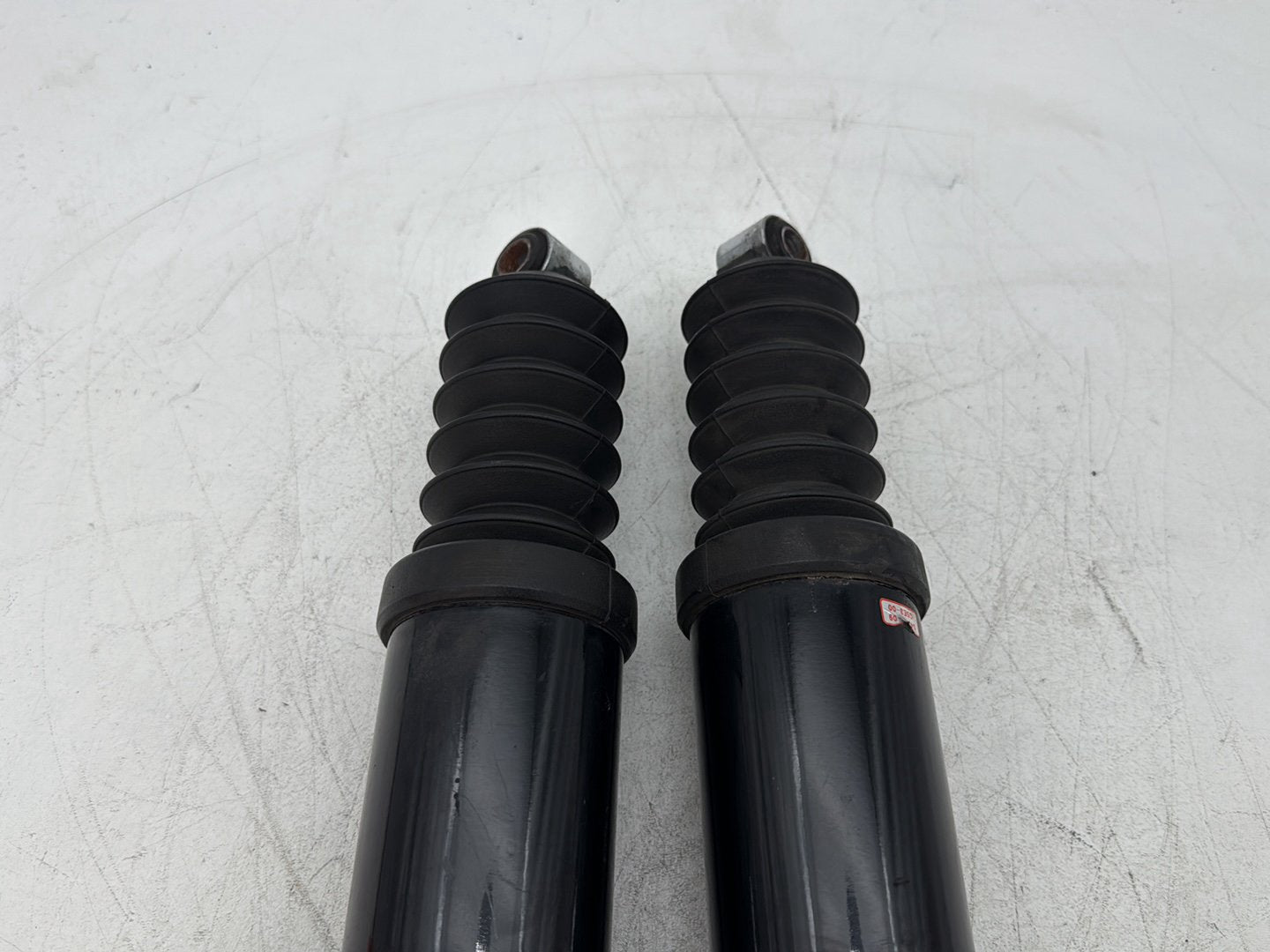 2013 Harley Electra Glide Touring Ultra FLHTCUI OEM Rear Left Right Shock Absorbers