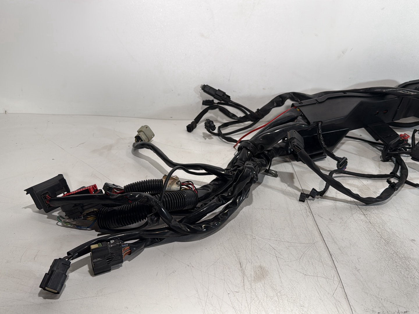 2007 - 2012 Harley-Davidson Touring Electra Glide Ultra Main Wire Wiring Harness Loom NON-abs 71000-08