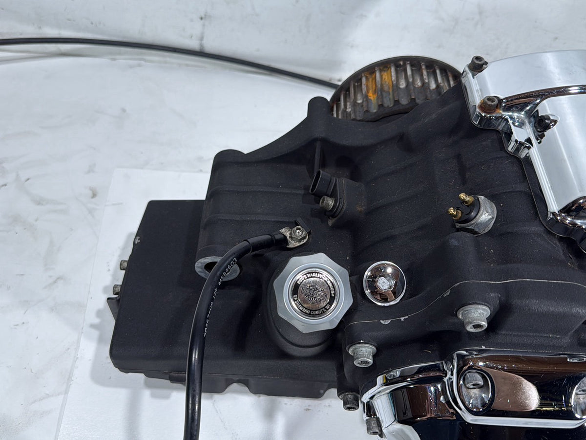 2009 Harley Street Glide Touring FLHX OEM 6 Speed Transmission Gearbox 61K