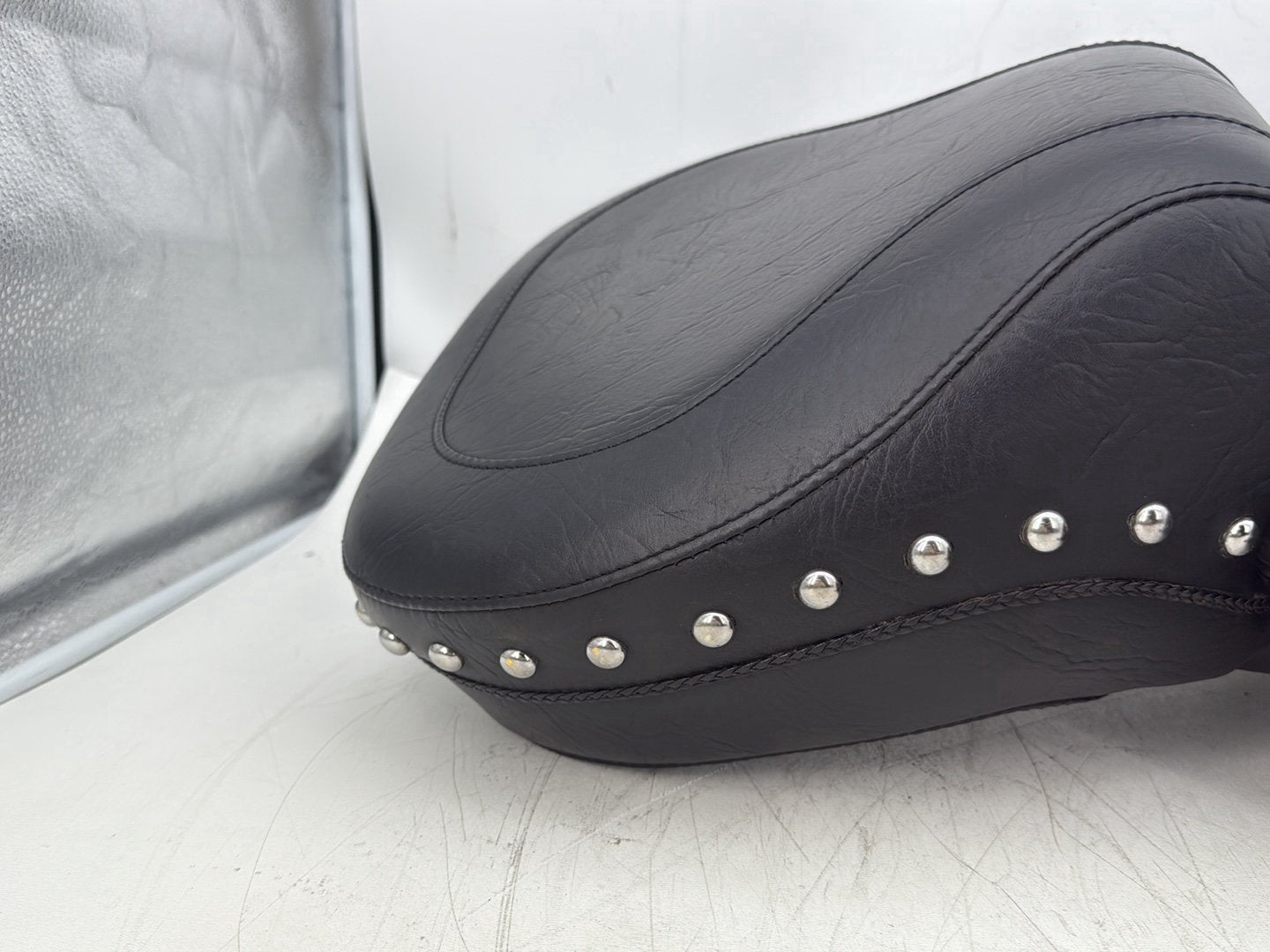 2006 Harley Softail FLSTCI Heritage Classic OEM Passenger Rider Driver Seat Saddle