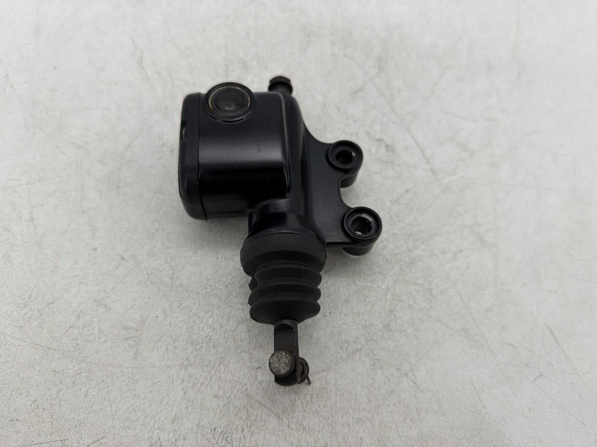 2012 Harley Electra Glide Touring Ultra OEM Rear Brake Master Cylinder Reservoir