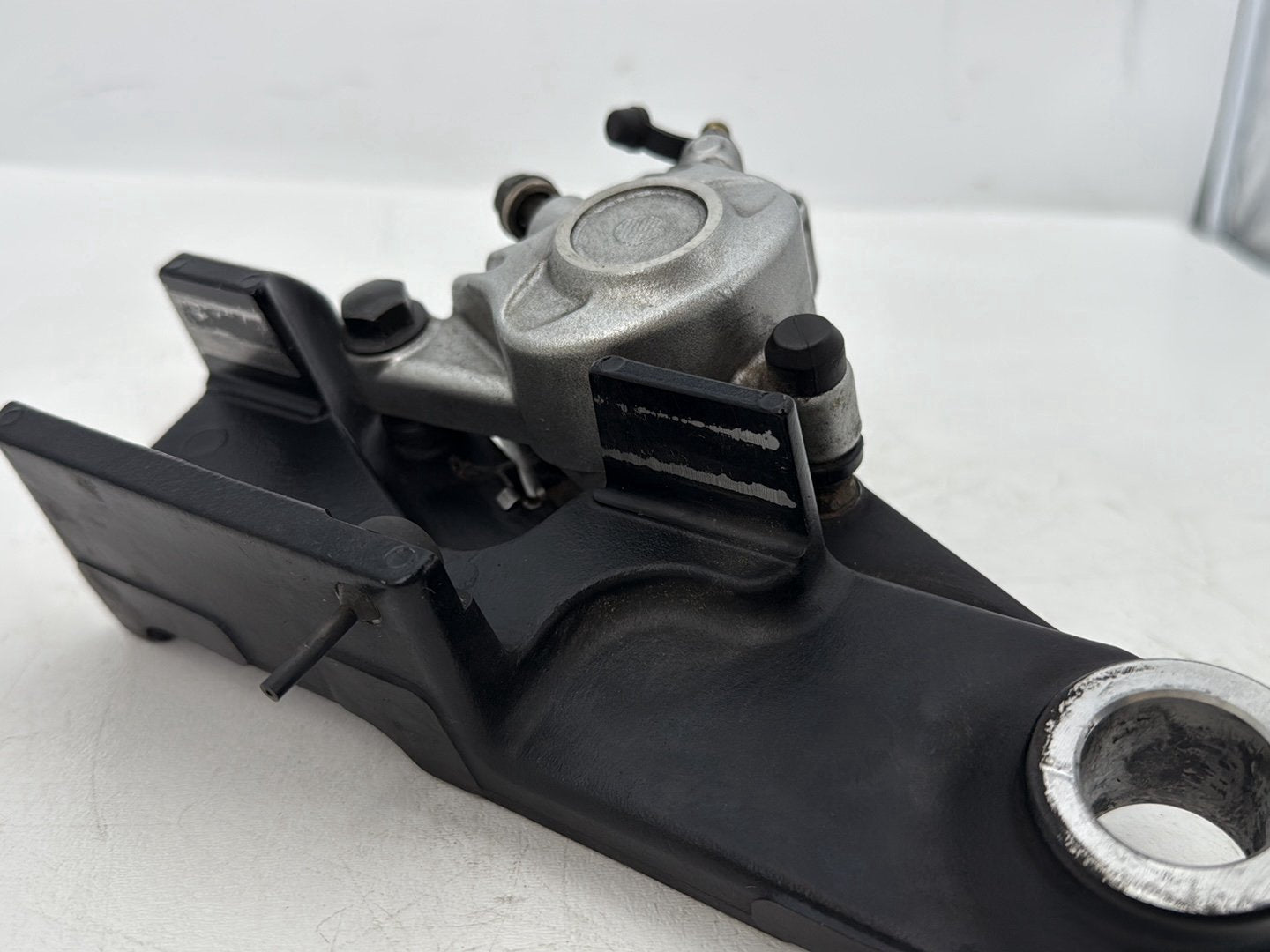 2006 Harley Sportster XL883C 883 Custom OEM Rear Back Brake Caliper w/ Bracket
