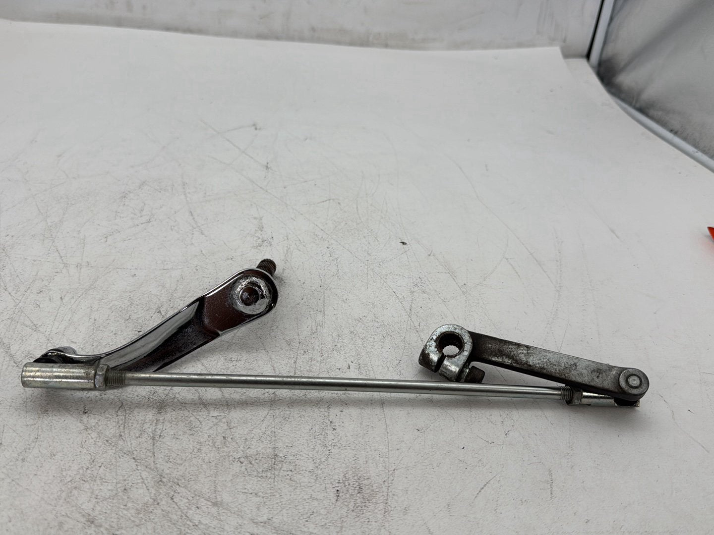 1997 Harley Softail Fat Boy FLSTF OEM Gear Shifter Lever Arm w/ Rod linkage